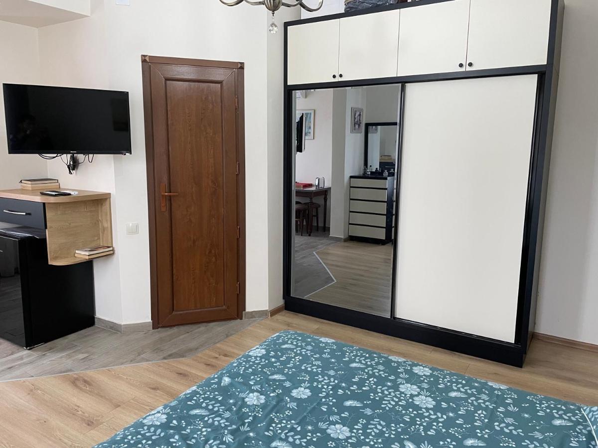 Temo Guest House 10 باتومي المظهر الخارجي الصورة