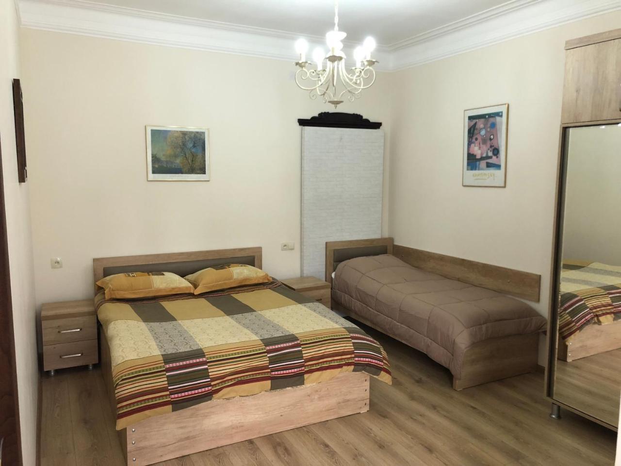 Temo Guest House 10 باتومي المظهر الخارجي الصورة