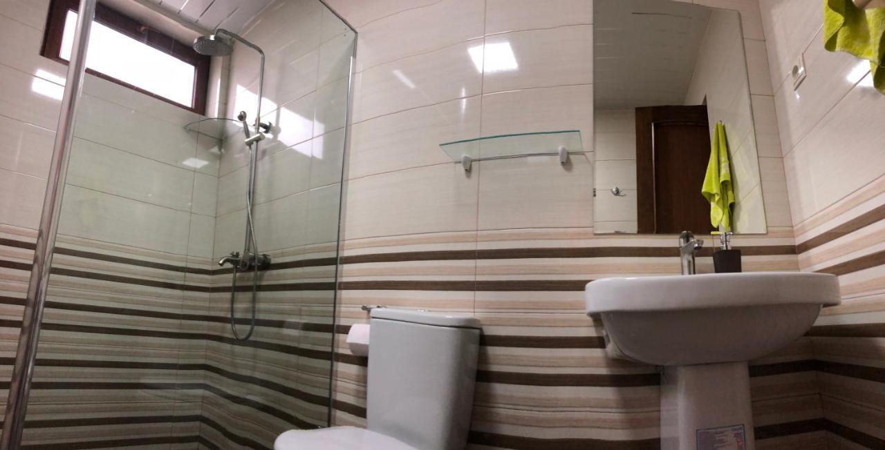 Temo Guest House 10 باتومي المظهر الخارجي الصورة